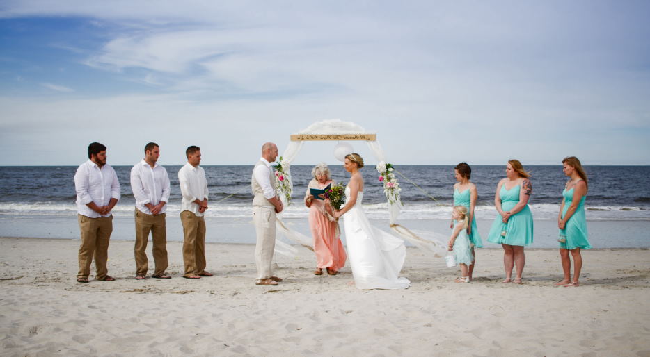 Tips to Avoid a Sunburn During Your Beach Wedding