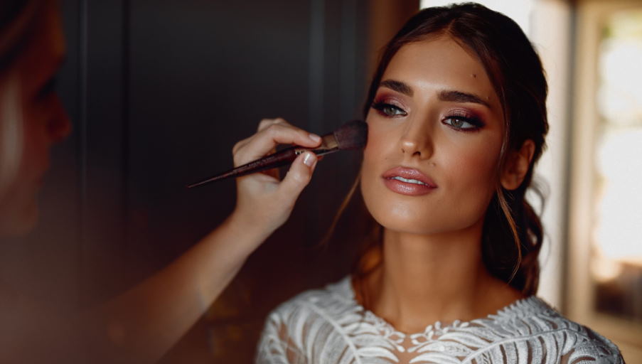 Luxury Wedding Makeup Artist: Get the Look You Deserve on Your Big Day